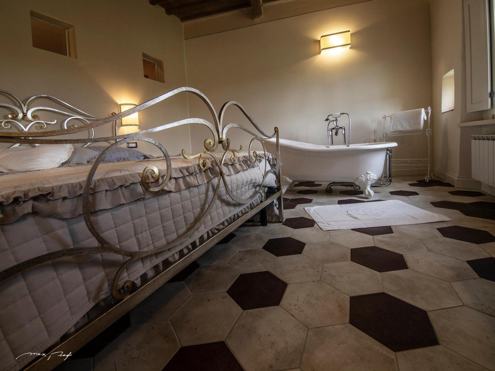 Punti Di Vista Bed & Breakfast บิบโบนา ภายนอก รูปภาพ