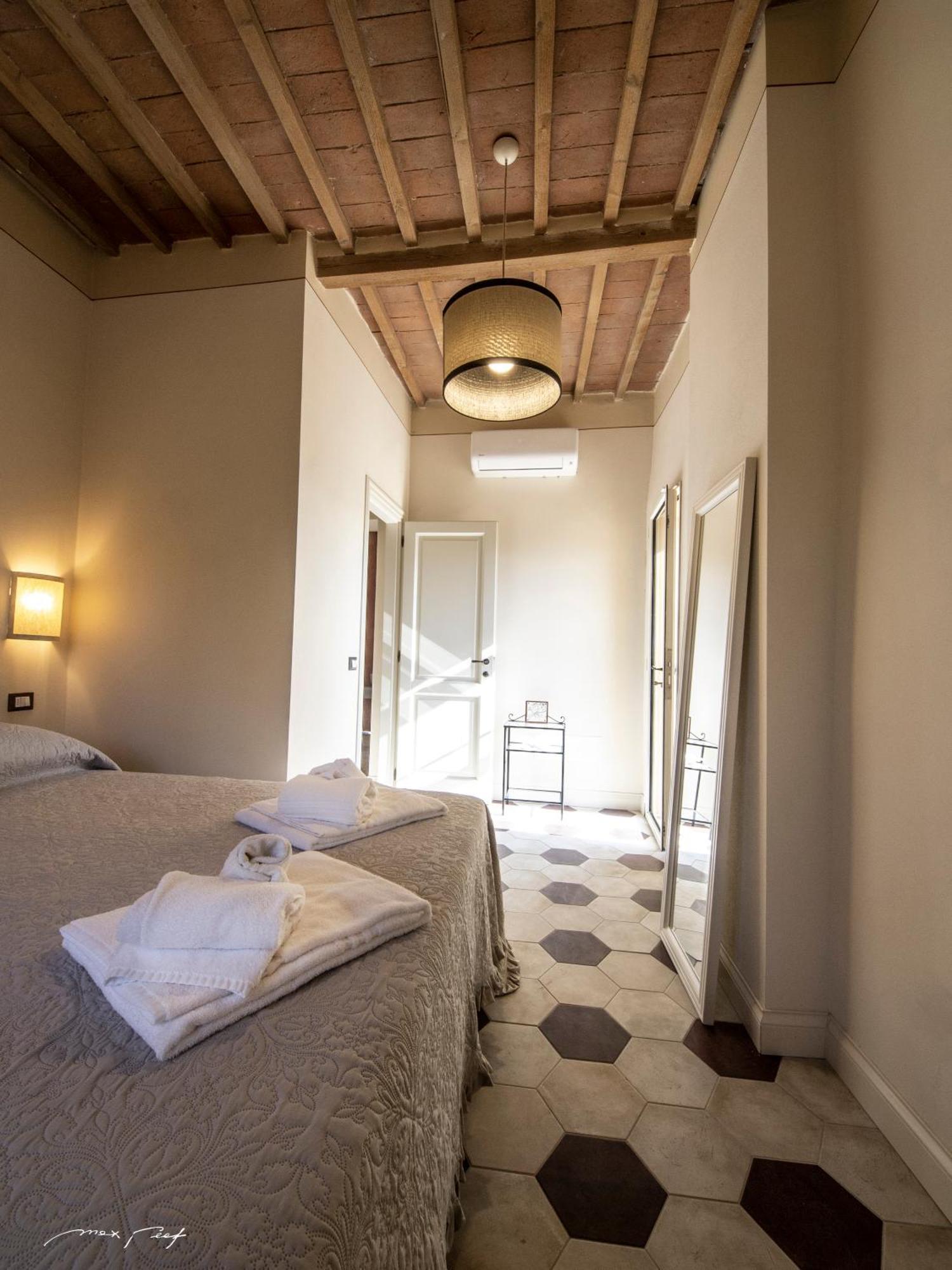 Punti Di Vista Bed & Breakfast บิบโบนา ภายนอก รูปภาพ
